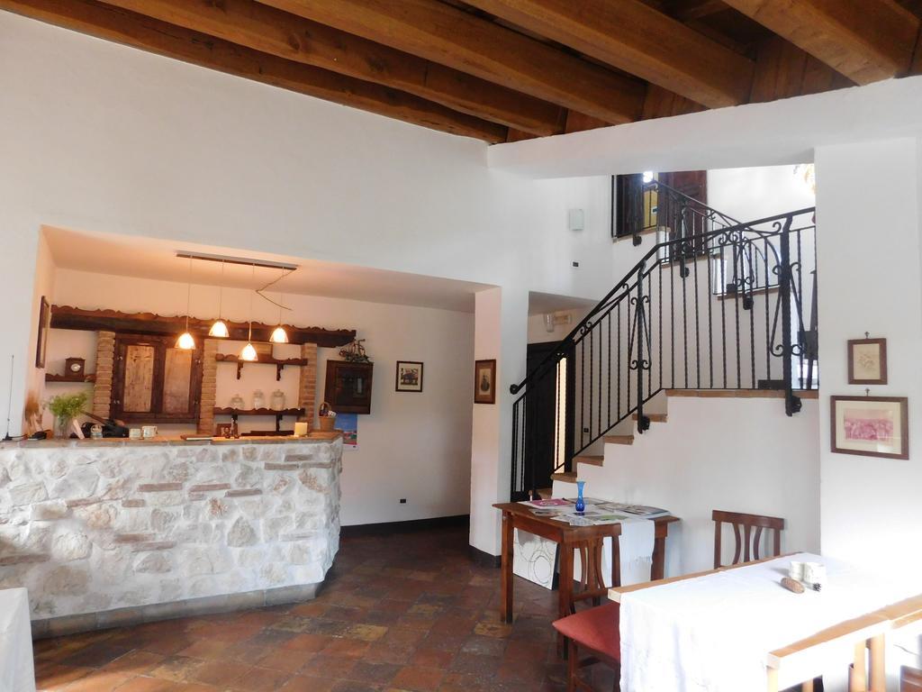 Locanda Sul Lago Santo Stefano Di Sessanio Exterior photo